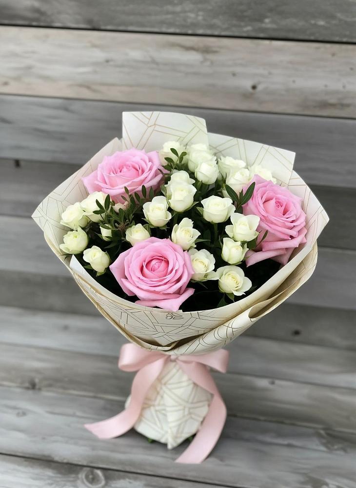 Букет цветов из: Розы в Кулотино