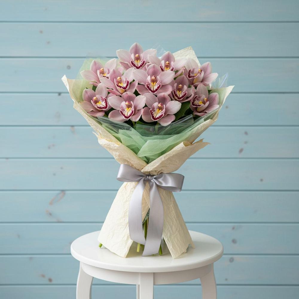 Букет цветов из: Орхидеи и Розы в Кулотино