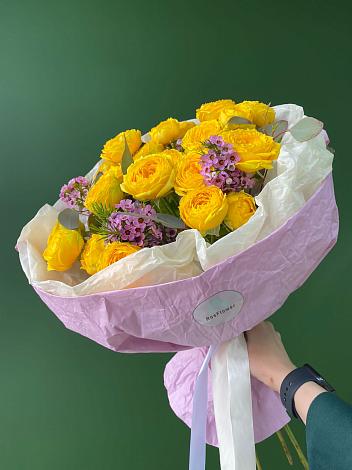 Букет Кустовые желтые розы в Кулотино