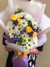 Букет цветов из:  Ирисы, Хризантемы и Розы #REPLACE_PRED# Кулотино