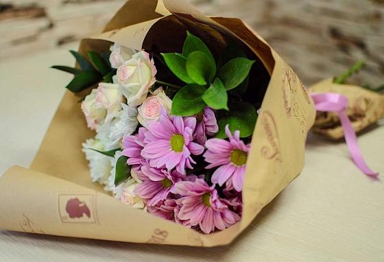 Букет цветов из: Розы и Хризантемы в Кулотино