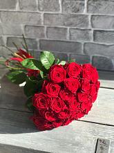 Красные розы Фридом в Кулотино Букет Красные розы Фридом в Кулотино