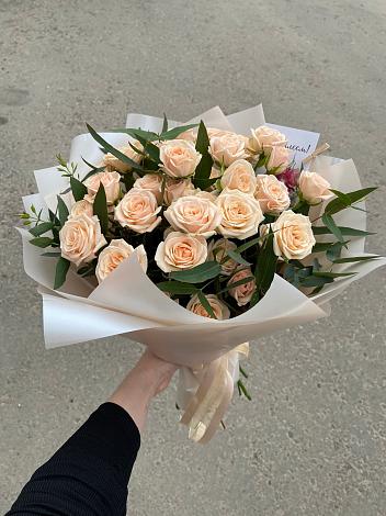 Букет Кремовые розы Латте в Кулотино