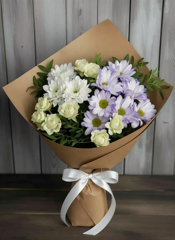 Букет цветов из: Хризантемы и Розы в Кулотино